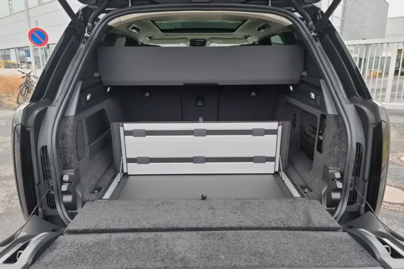 Land Rover Range Rover din 2024 cu 14.350 km - oferta LAN118706 - foto 19