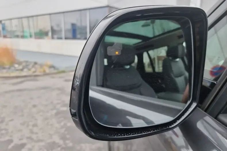 Land Rover Range Rover din 2024 cu 14.350 km - oferta LAN118706 - foto 25