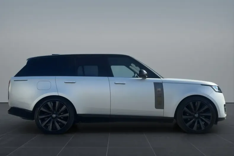 Land Rover Range Rover din 2023 cu 10.300 km - oferta LAN118708 - foto 6