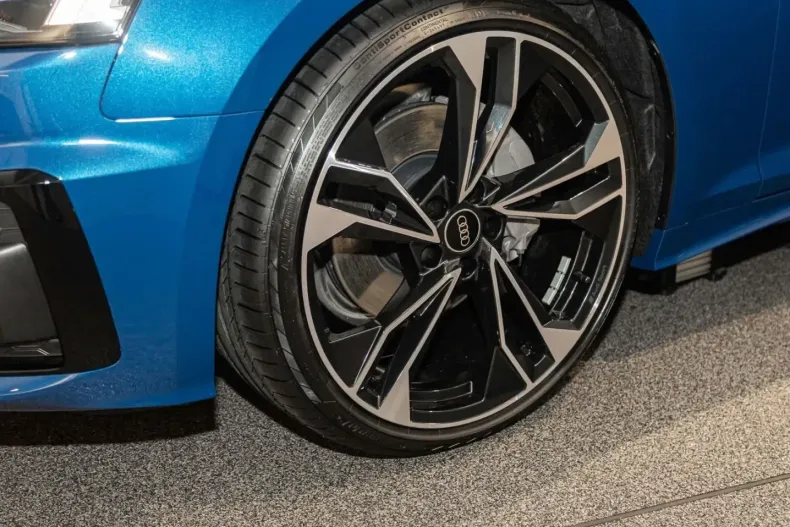 Audi A5 din 2025 cu 2.350 km - oferta AUD118709 - foto 3