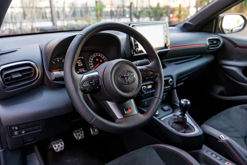 Toyota Yaris din 2021 cu 19.900 km - oferta TOY118710 - foto 17