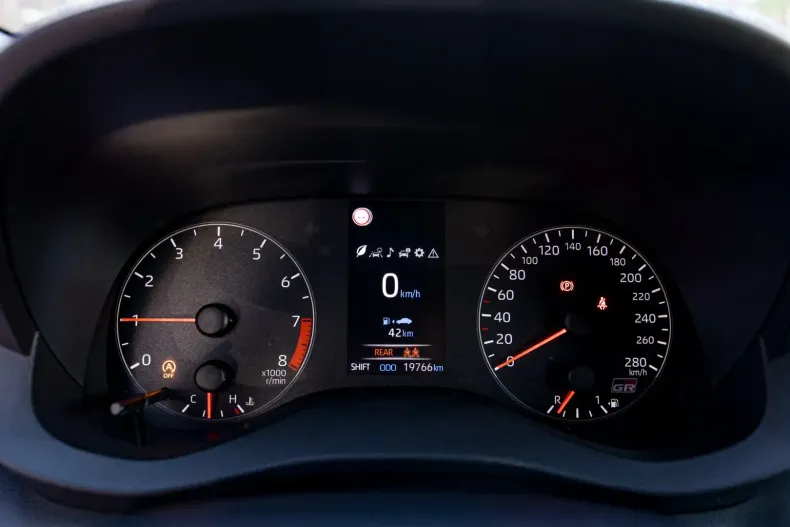 Toyota Yaris din 2021 cu 19.900 km - oferta TOY118710 - foto 23