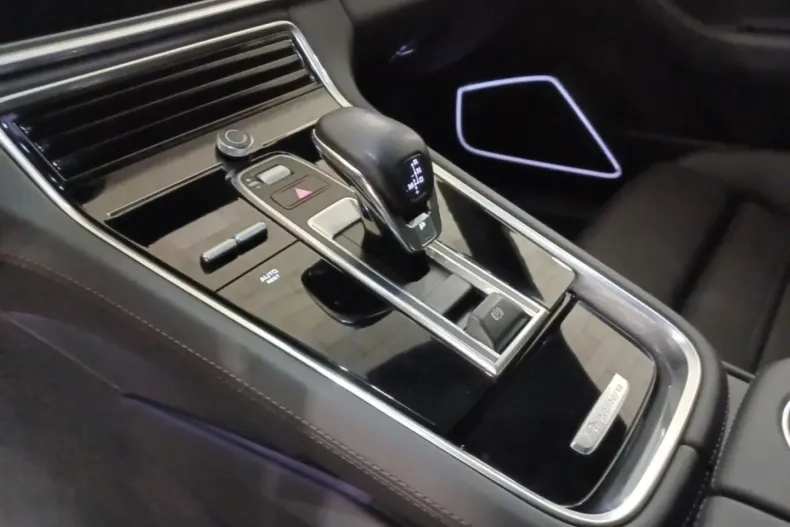 Porsche Panamera din 2024 cu 14.674 km - oferta POR118712 - foto 9