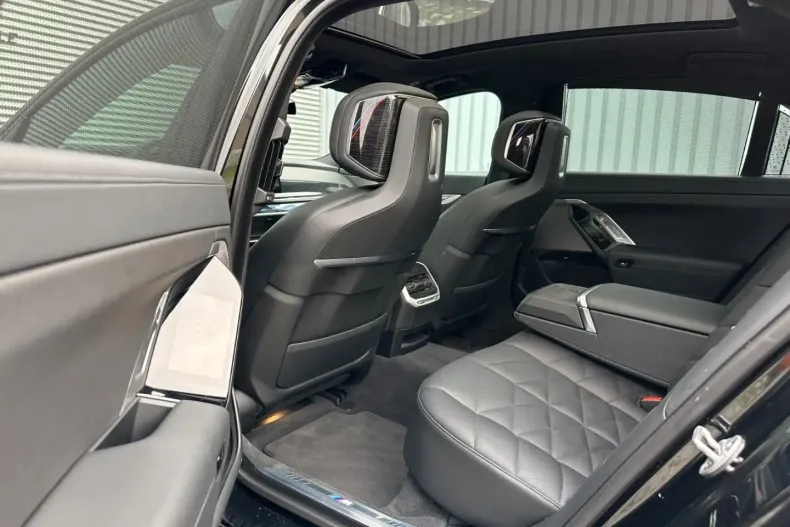 BMW 740 din 2023 cu 26.500 km - oferta BMW118718 - foto 10