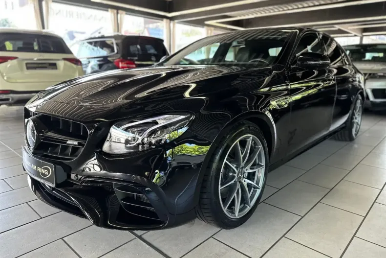 Mercedes-Benz E 63 AMG din 2020 cu 23.487 km - oferta MER118719 - foto 3