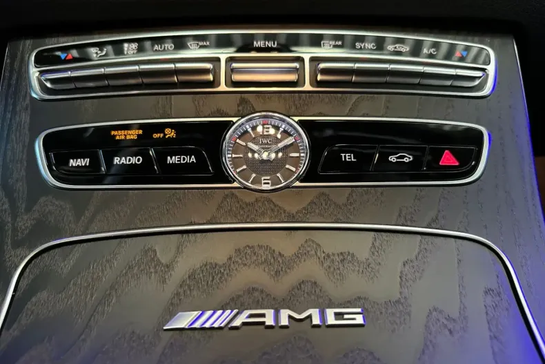 Mercedes-Benz E 63 AMG din 2020 cu 23.487 km - oferta MER118719 - foto 13