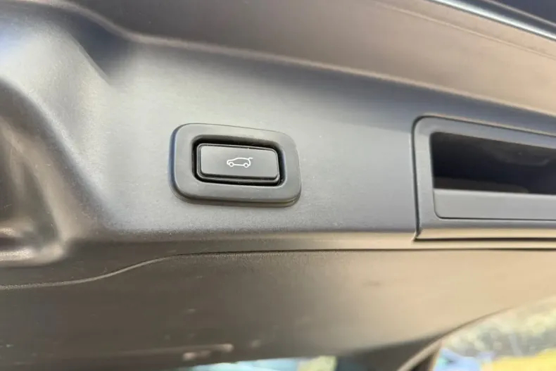 Land Rover Range Rover Evoque din 2020 cu 73.396 km - oferta LAN118723 - foto 10