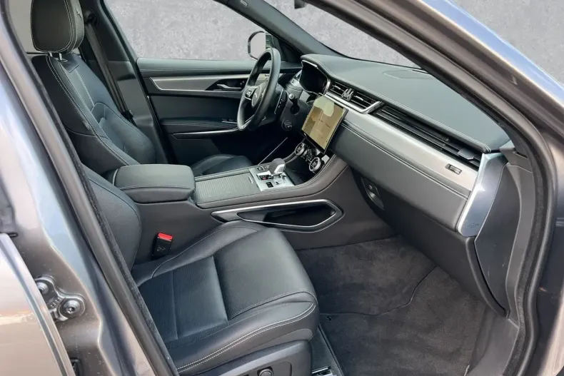 Jaguar F-Pace din 2023 cu 32.500 km - oferta JAG118731 - foto 3