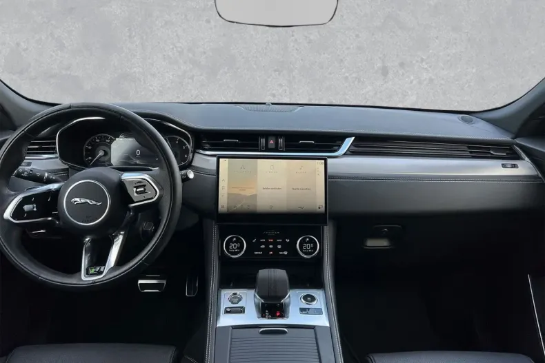 Jaguar F-Pace din 2023 cu 32.500 km - oferta JAG118731 - foto 4