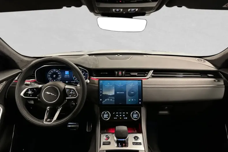 Jaguar F-Pace din 2022 cu 12.121 km - oferta JAG118733 - foto 4