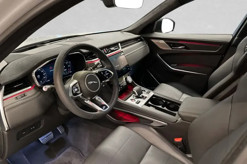 Jaguar F-Pace din 2022 cu 12.121 km - oferta JAG118733 - foto 11