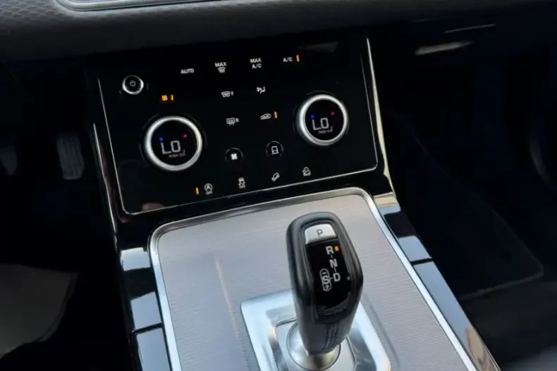 Land Rover Range Rover Evoque din 2021 cu 71.900 km - oferta LAN118740 - foto 26