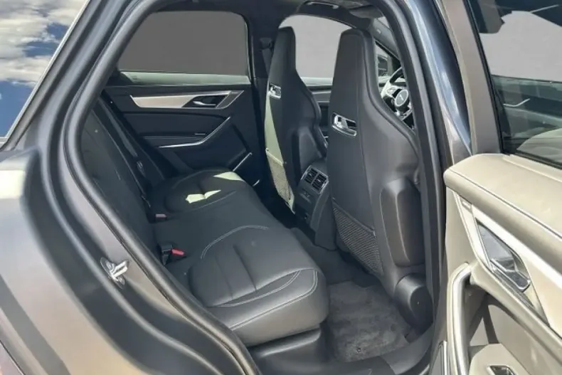 Jaguar F-Pace din 2023 cu 18.517 km - oferta JAG118745 - foto 5