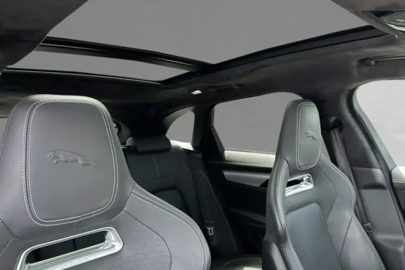 Jaguar F-Pace din 2023 cu 18.517 km - oferta JAG118745 - foto 11