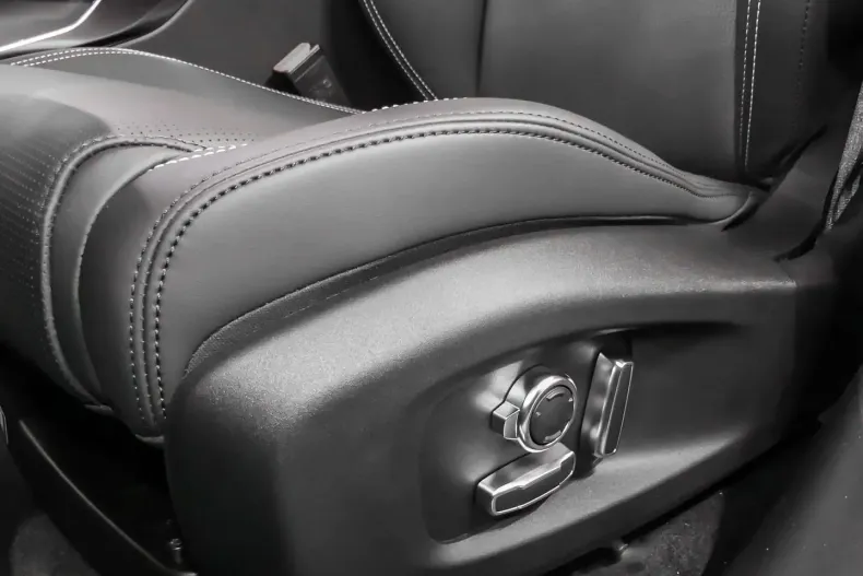 Jaguar F-Pace din 2024 cu 6.000 km - oferta JAG118746 - foto 15