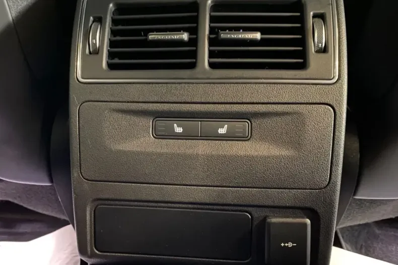 Jaguar F-Pace din 2022 cu 54.600 km - oferta JAG118749 - foto 17