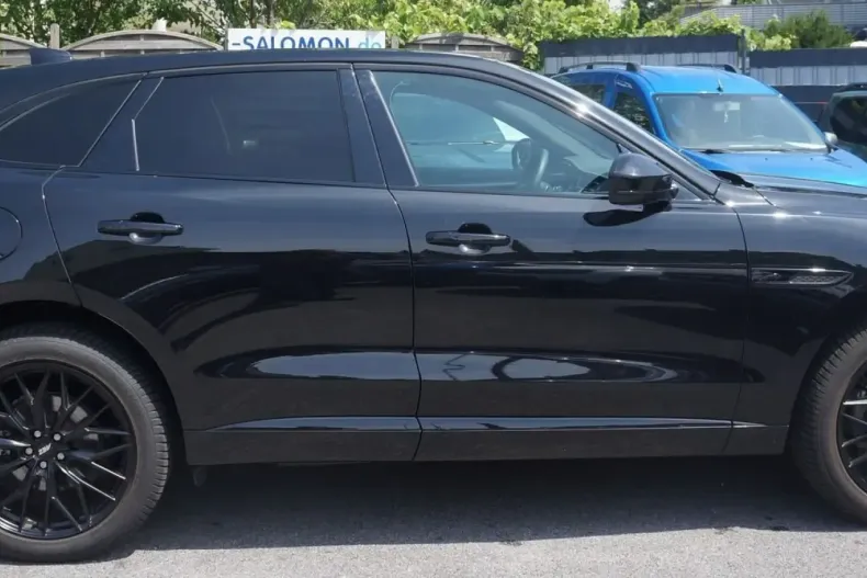 Jaguar F-Pace din 2023 cu 23.660 km - oferta JAG118751 - foto 3