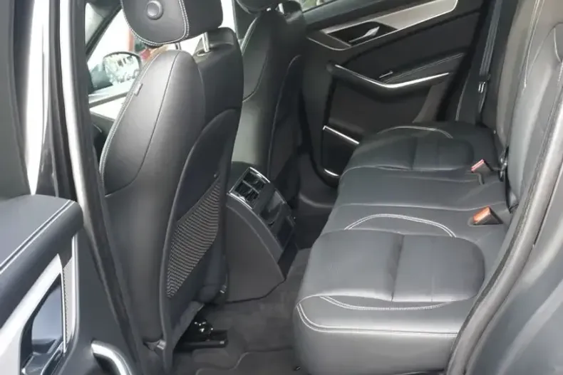 Jaguar F-Pace din 2023 cu 23.660 km - oferta JAG118751 - foto 17