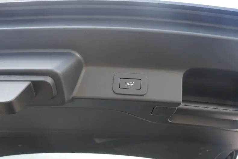 Jaguar F-Pace din 2023 cu 23.660 km - oferta JAG118751 - foto 20