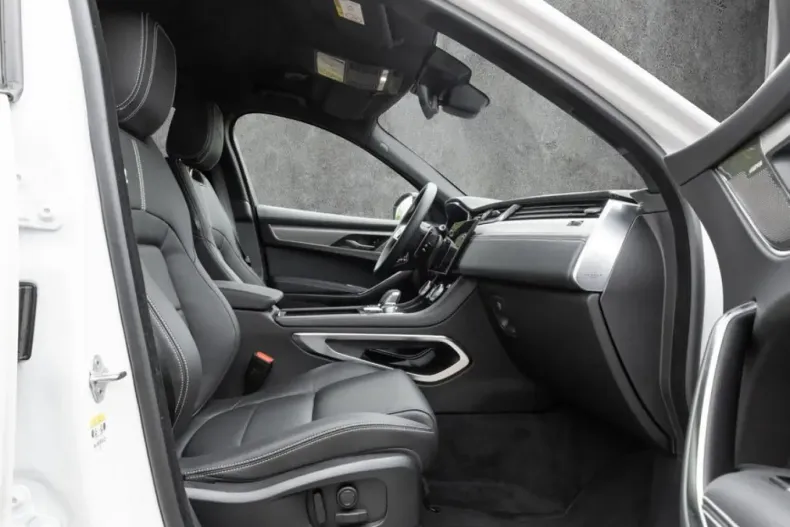 Jaguar F-Pace din 2024 cu 18.601 km - oferta JAG118755 - foto 3