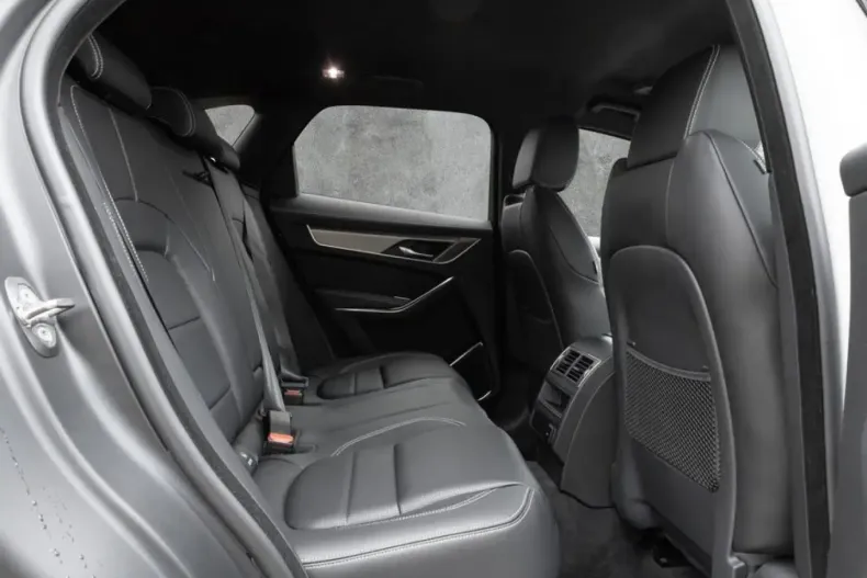 Jaguar F-Pace din 2024 cu 18.601 km - oferta JAG118755 - foto 5