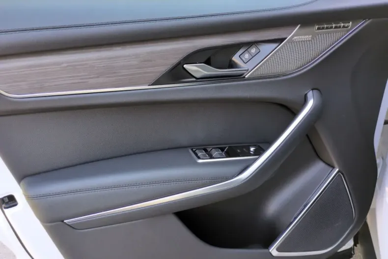 Jaguar F-Pace din 2022 cu 50.450 km - oferta JAG118756 - foto 9