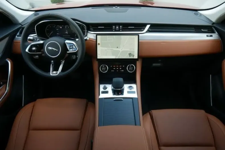 Jaguar F-Pace din 2023 cu 32.500 km - oferta JAG118761 - foto 10