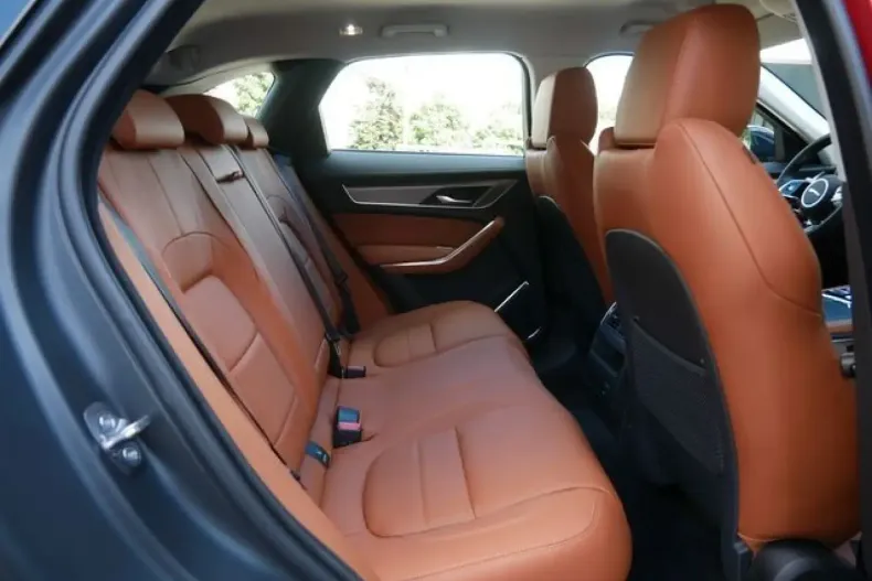 Jaguar F-Pace din 2023 cu 32.500 km - oferta JAG118761 - foto 11