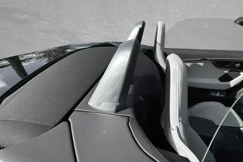 Jaguar F-Type din 2024 cu 3.000 km - oferta JAG118790 - foto 5