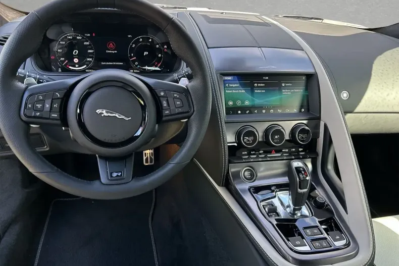 Jaguar F-Type din 2024 cu 3.000 km - oferta JAG118790 - foto 10