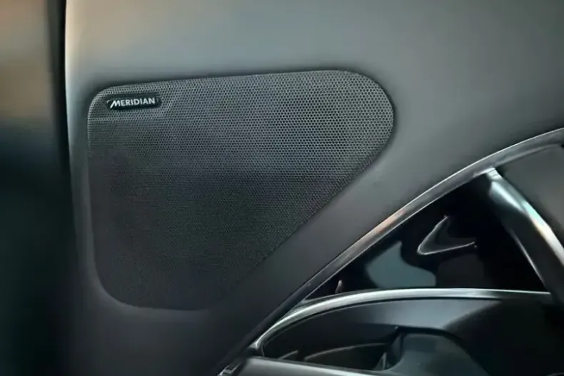 Land Rover Range Rover din 2023 cu 9.940 km - oferta LAN118805 - foto 13