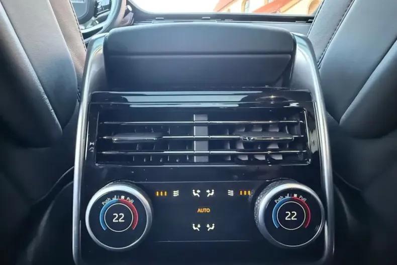 Land Rover Range Rover din 2023 cu 9.940 km - oferta LAN118805 - foto 14