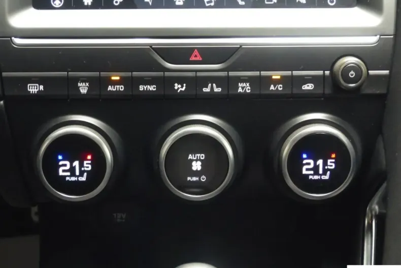 Jaguar E-Pace din 2020 cu 64.463 km - oferta JAG118816 - foto 19