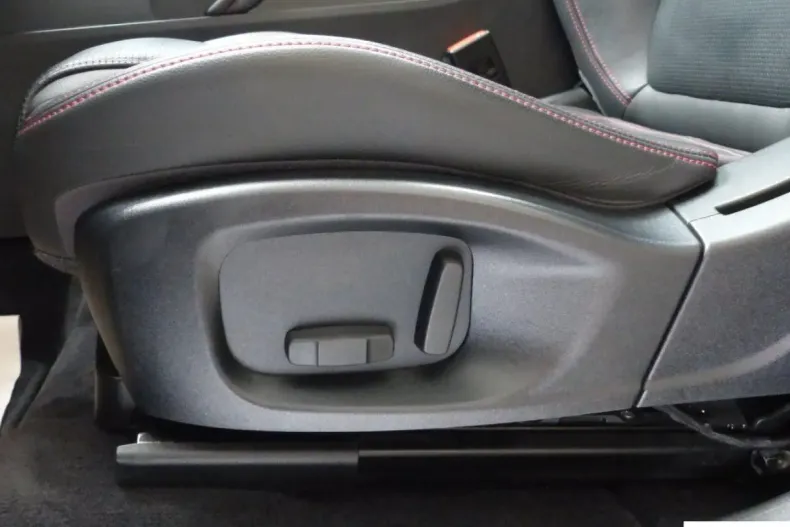 Jaguar E-Pace din 2020 cu 64.463 km - oferta JAG118816 - foto 27