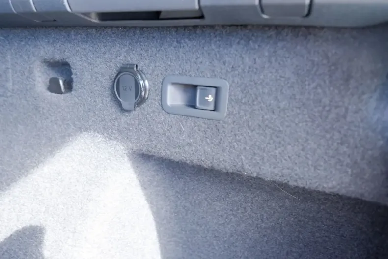 Skoda Kodiaq din 2024 cu 18.610 km - oferta SKO118822 - foto 9