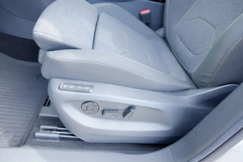 Skoda Kodiaq din 2024 cu 18.610 km - oferta SKO118822 - foto 13