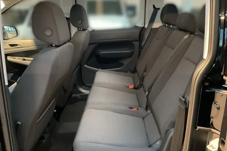 Ford Tourneo Connect din 2024 cu 2.850 km - oferta FOR118838 - foto 11