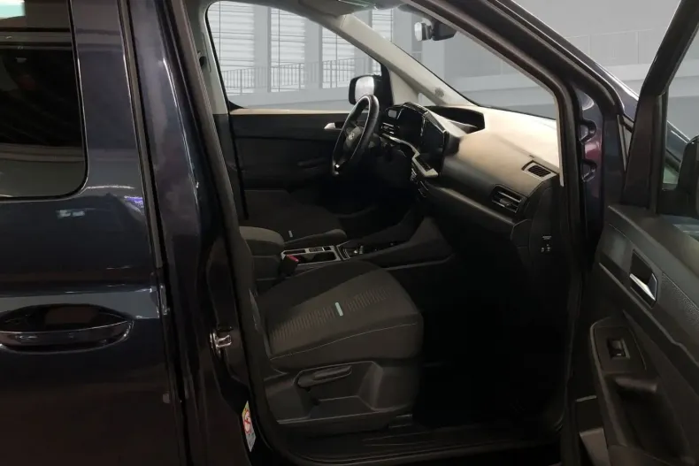 Ford Tourneo din 2024 cu 13.138 km - oferta FOR118841 - foto 5