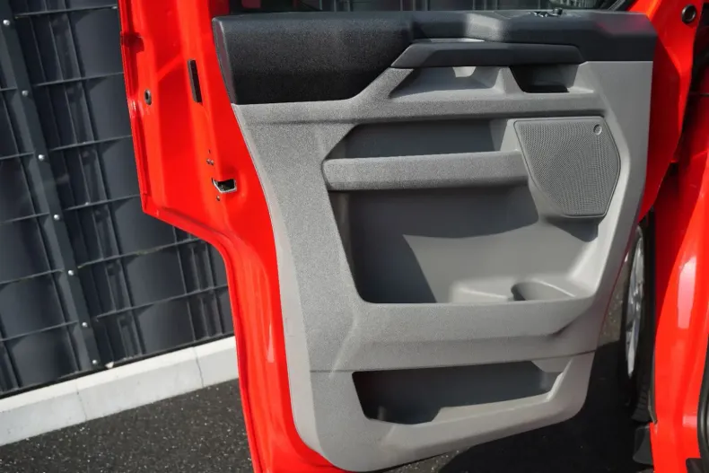 Ford Tourneo Custom din 2024 cu 26.283 km - oferta FOR118842 - foto 9