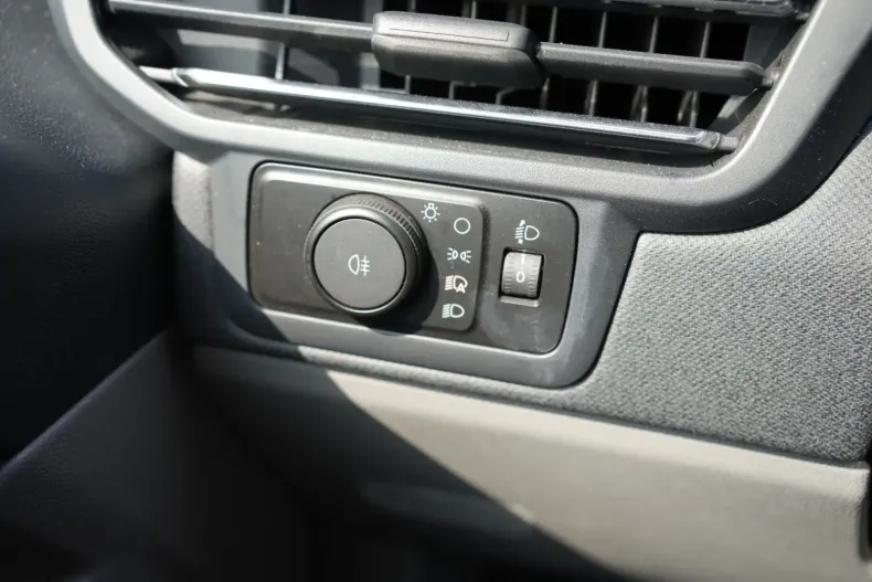 Ford Tourneo Custom din 2024 cu 26.283 km - oferta FOR118842 - foto 13