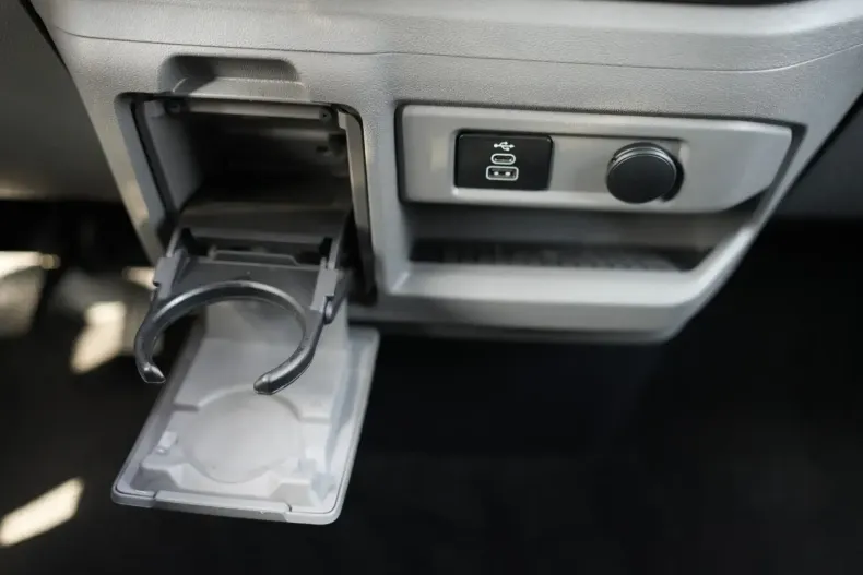 Ford Tourneo Custom din 2024 cu 26.283 km - oferta FOR118842 - foto 27