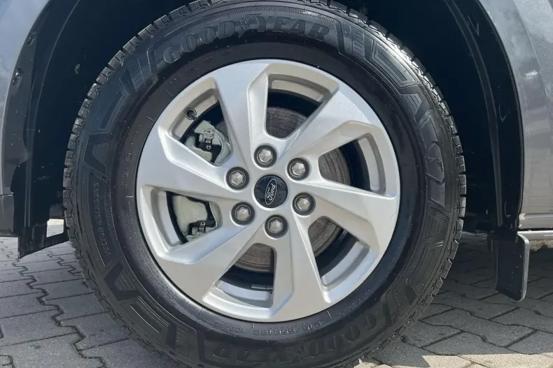 Ford Tourneo Custom din 2024 cu 17.155 km - oferta FOR118844 - foto 9