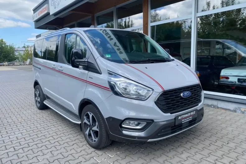 Ford Tourneo Custom din 2023 cu 95.419 km - oferta FOR118845 - foto 1
