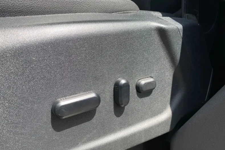 Ford Tourneo Custom din 2023 cu 95.419 km - oferta FOR118845 - foto 13