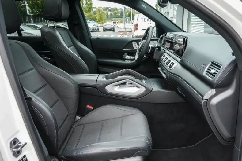 Mercedes-Benz GLE 580 din 2024 cu 11.400 km - oferta MER118848 - foto 7