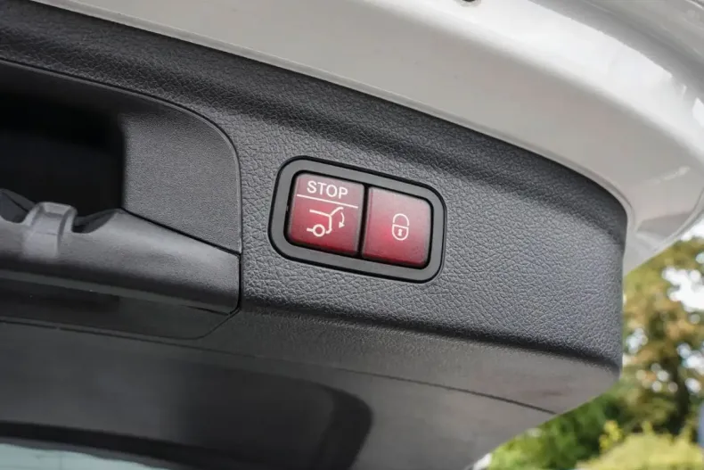 Mercedes-Benz GLE 580 din 2024 cu 11.400 km - oferta MER118848 - foto 19