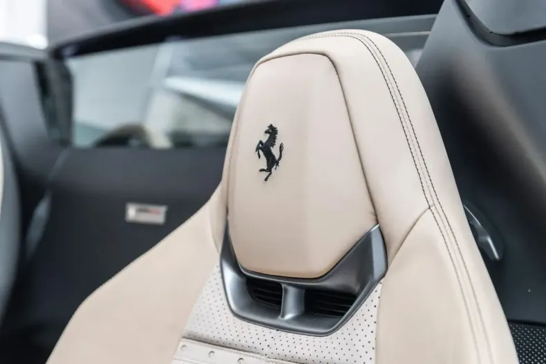 Ferrari 296 GTS din 2024 cu 4.700 km - oferta FER118865 - foto 18