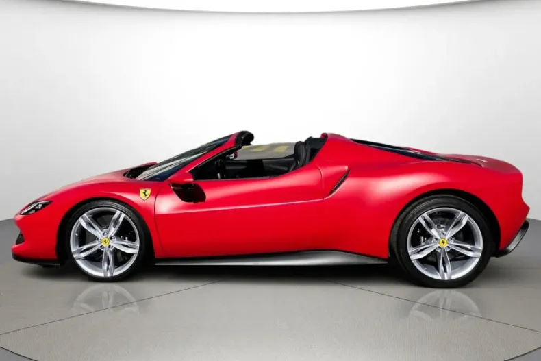 Ferrari 296 GTS din 2024 cu 15.700 km - oferta FER118866 - foto 3