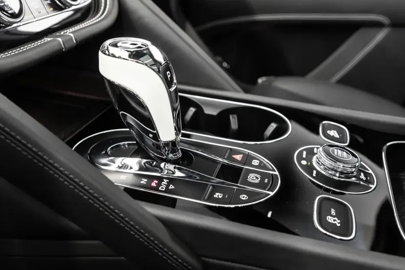 Bentley Bentayga din 2024 cu 6.900 km - oferta BEN118867 - foto 12