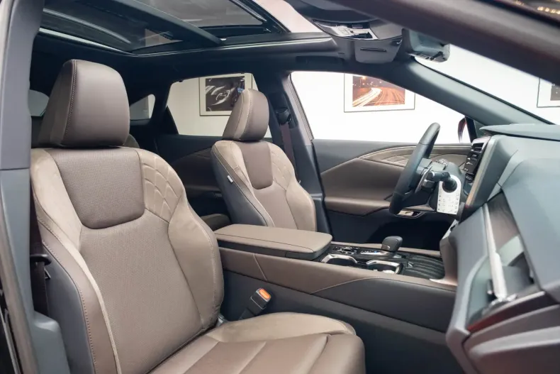 Lexus RX 450 din 2025 cu 8 km - oferta LEX118870 - foto 15